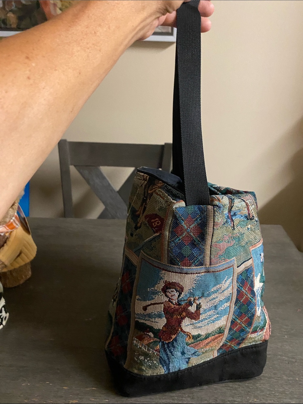 Tapestry Crossbody Bag with Vintage Golf Scene - Blue